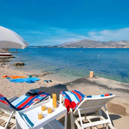 Apartment By The Sea Okrug Gornji, Ciovo - 8663 Trogir